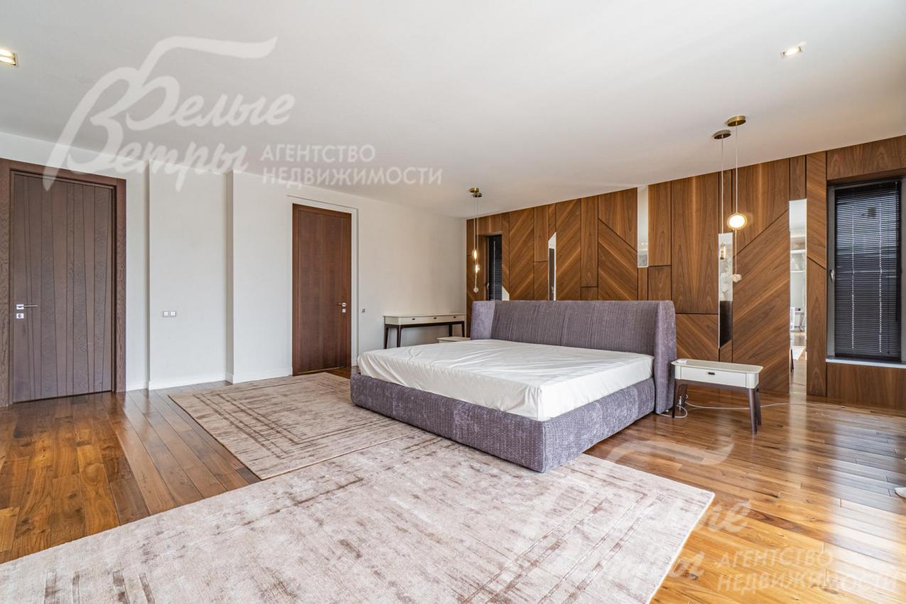 Мастер-спальня на втором этаже