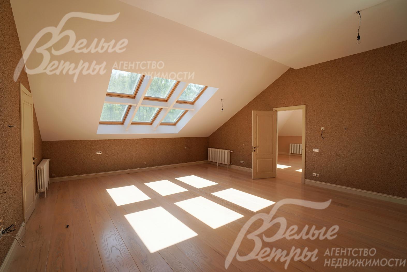 На мансарде 2 детские спальни - 52 кв.м и 56 кв.м