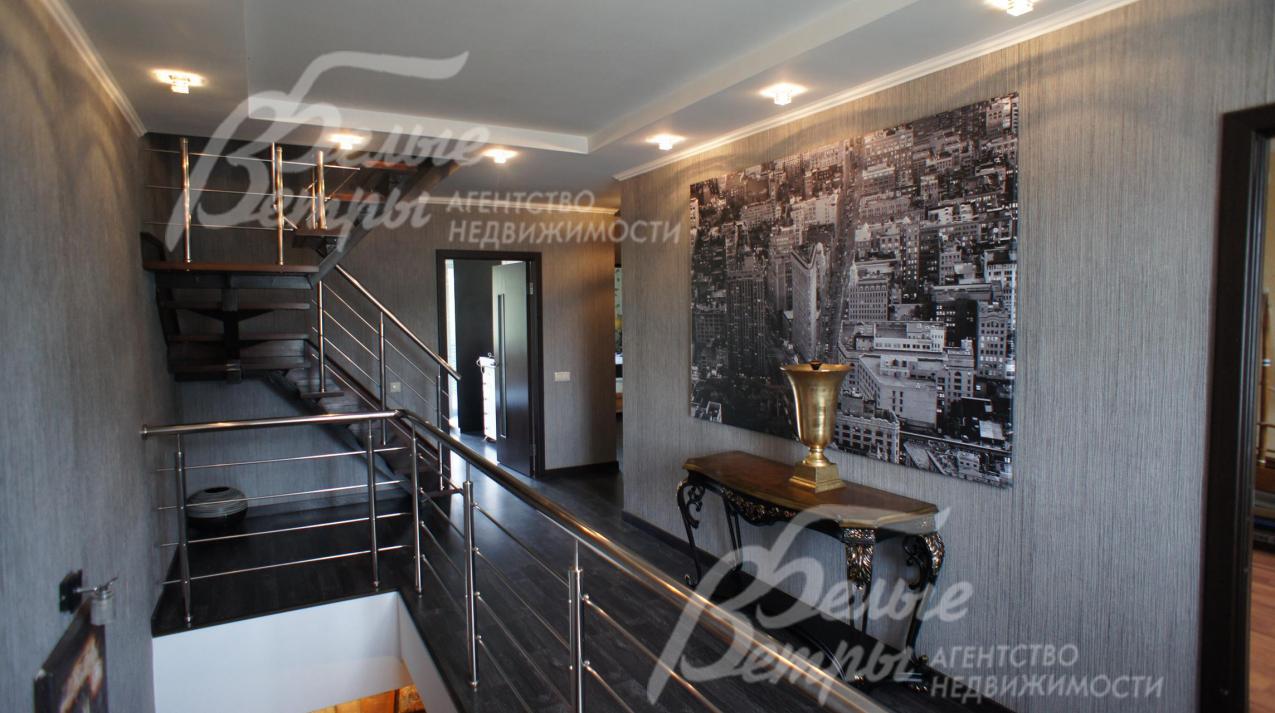 Холл 2 этажа