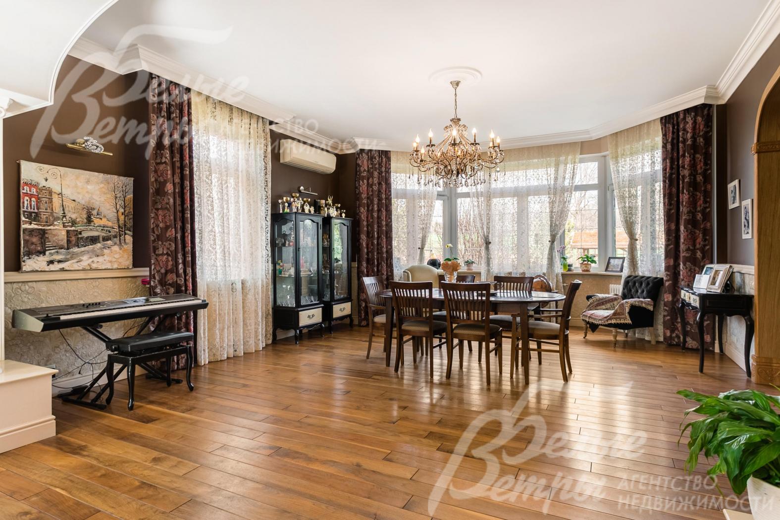 Отделка и мебель в классическом стиле