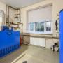В котельной установлены газовый котёл, бойлер объёмом 300 литров и комплексная система водоподготовки