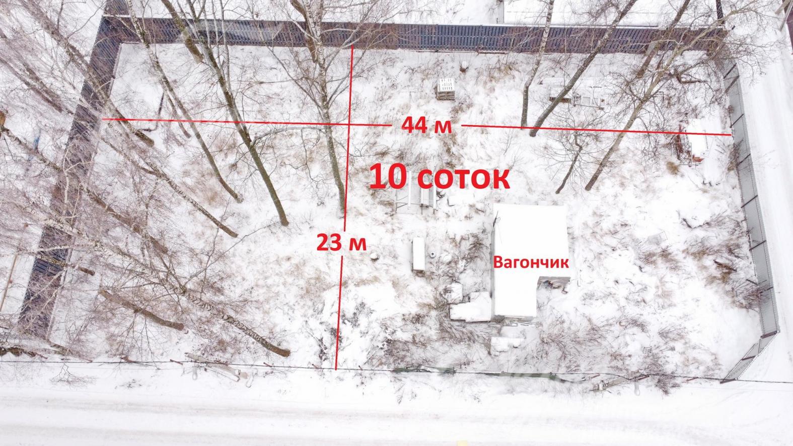 Участок в коттеджном поселке Лесные озера (Пучково)