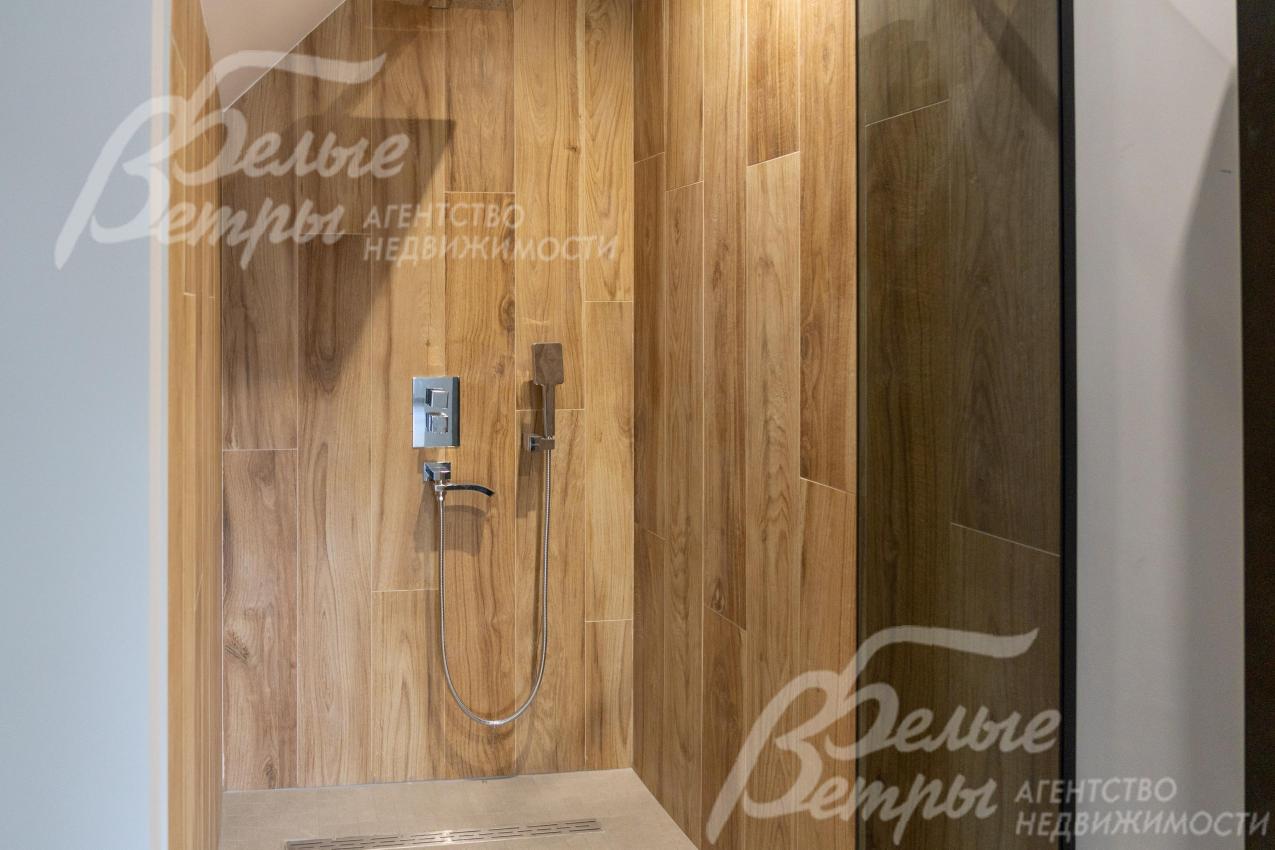 Санузел с душевой в СПА-зоне