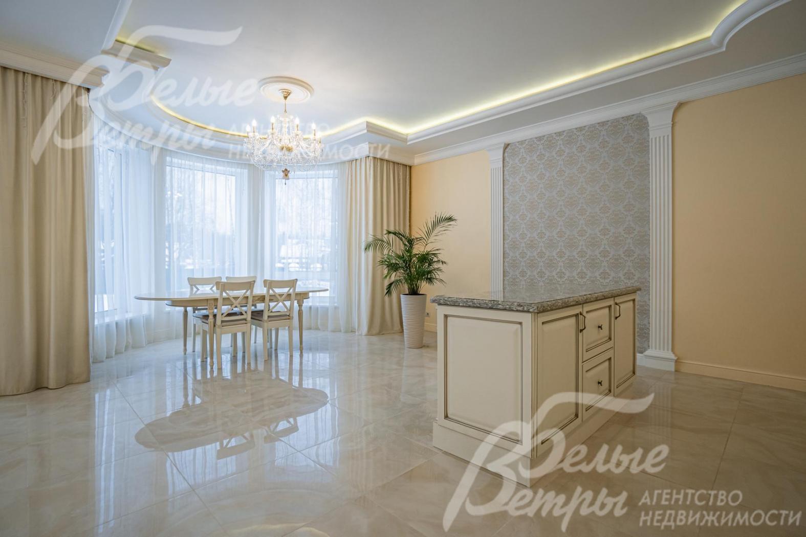 По всему 1 этажу теплые полы 