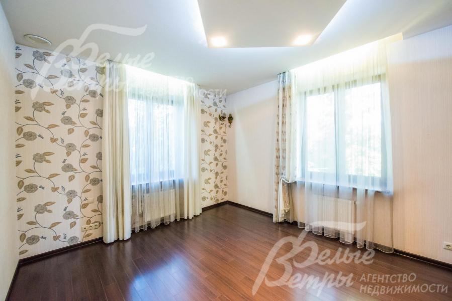 Одна из спален в гостевом доме